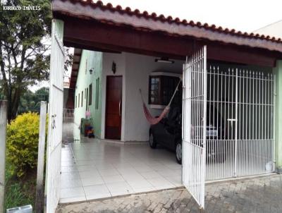 Casa para Venda, em Mogi das Cruzes, bairro Residencial Solares, 3 dormitórios, 1 banheiro, 1 suíte, 3 vagas